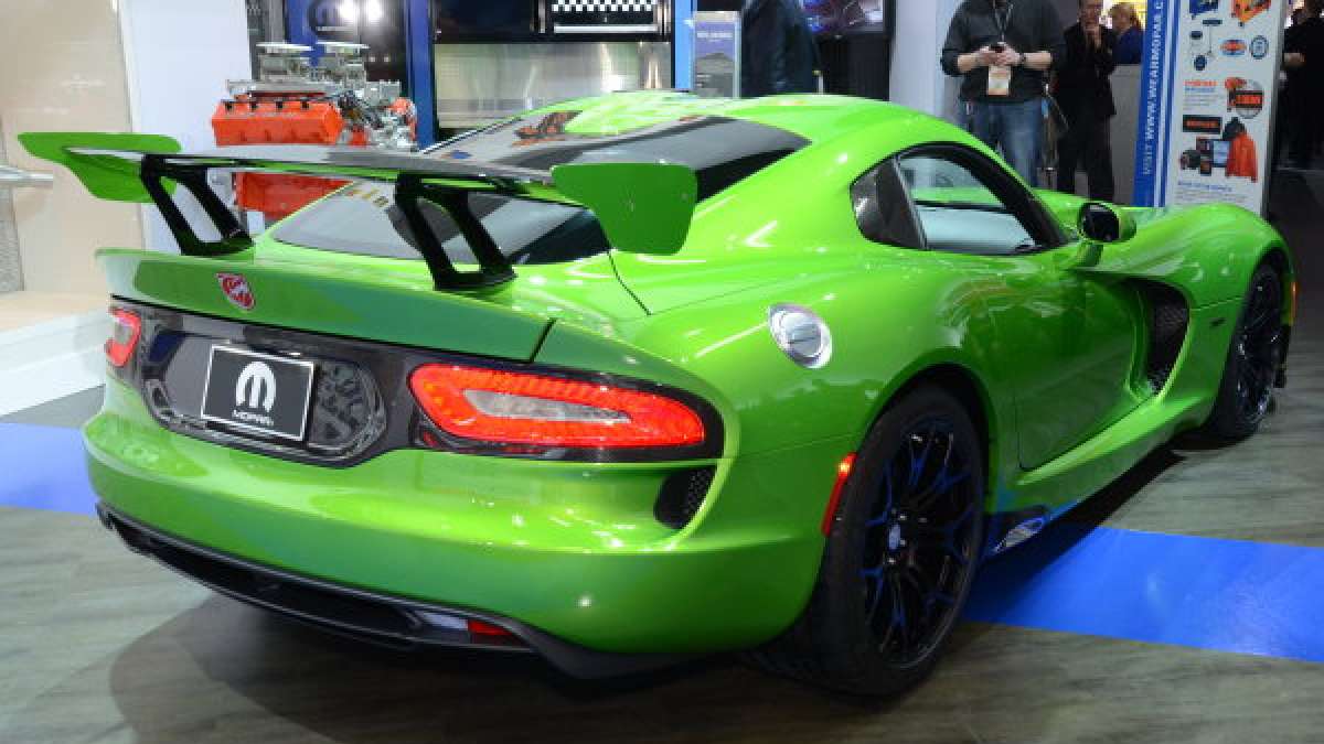 Green 2014 Viper rear
