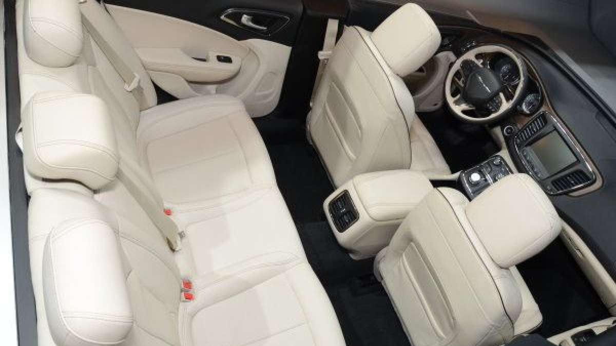 200C interior