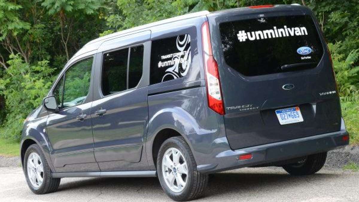 2014 transit connect rear road