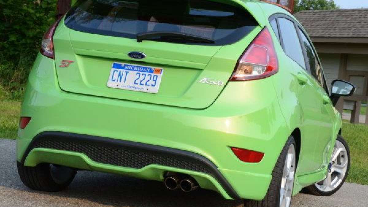 fiesta st rear