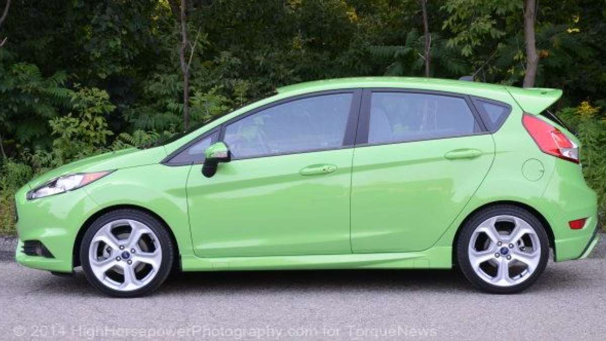 Fiesta ST side