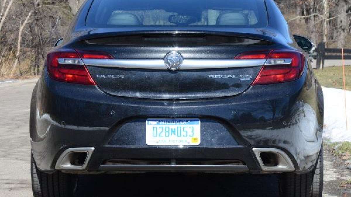 regal gs rear