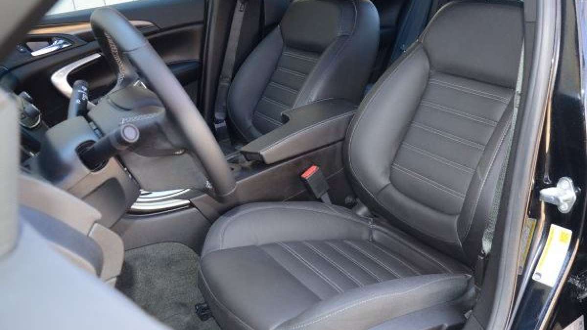 regal gs front seats