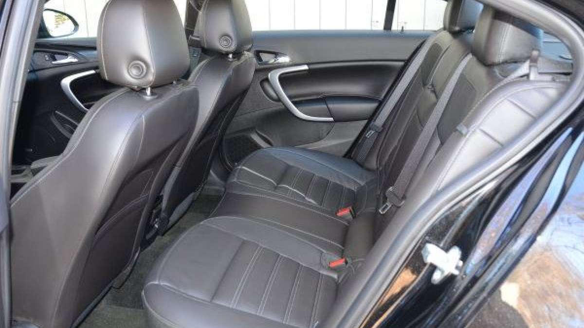 regal gs rear seats