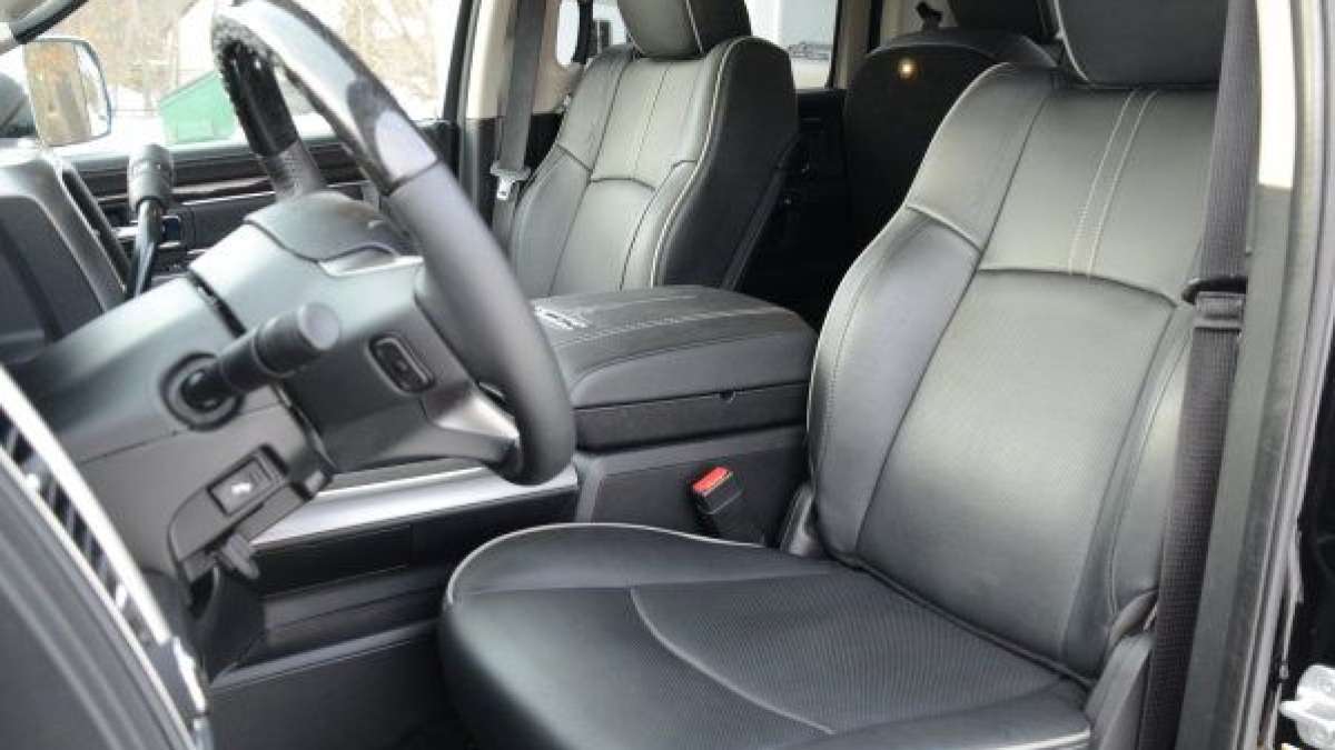 ram 2500 front seats