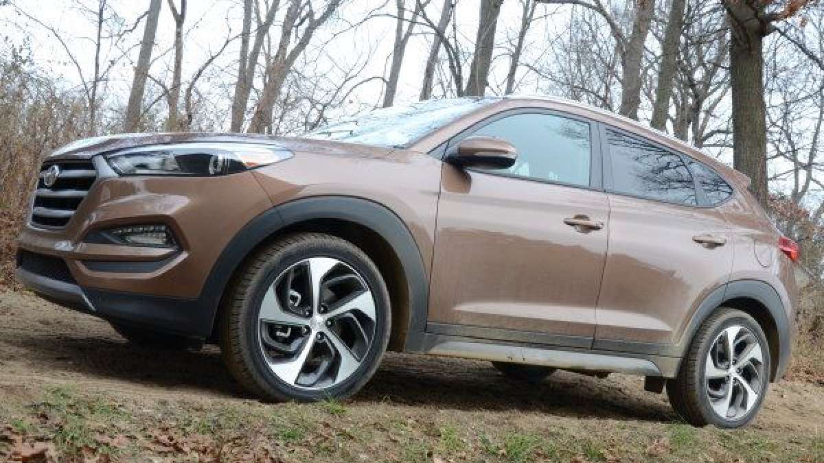 tuscon sport fr seats