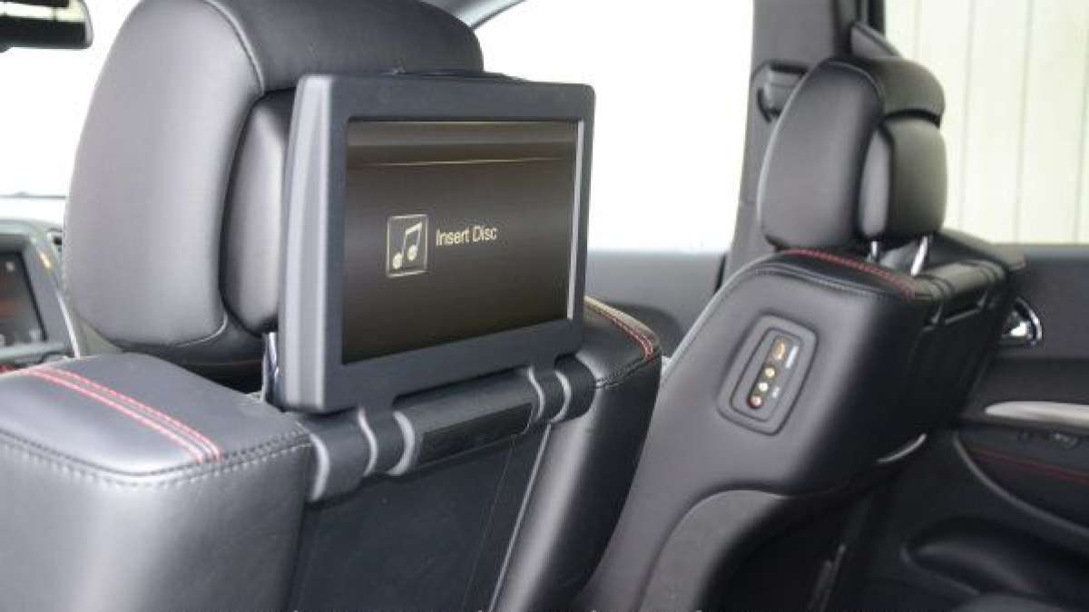 14 durango rt rear seat ent