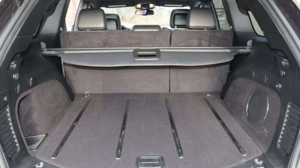 jgc cargo area
