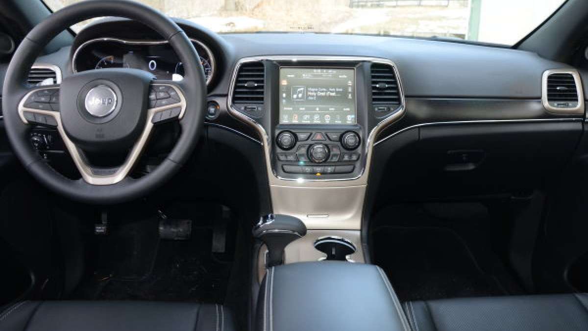 grand cherokee dash