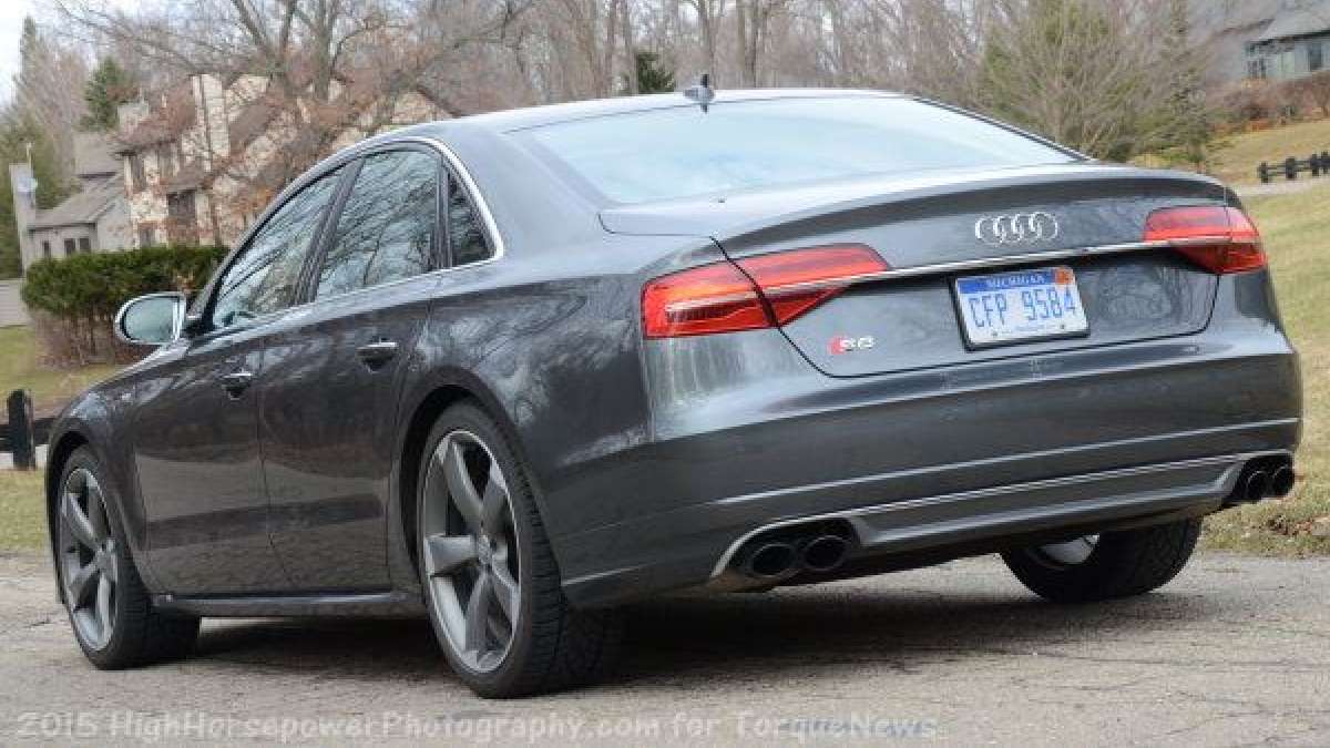 2015 s8 road rear