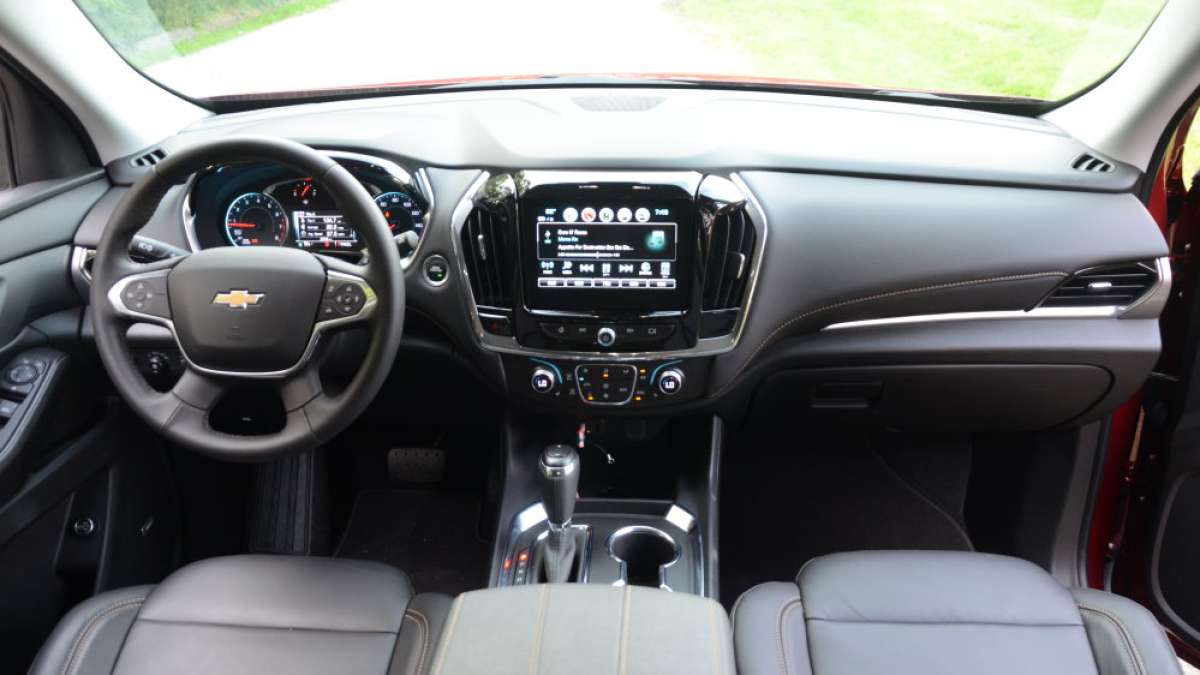 2018 traverse rs dash