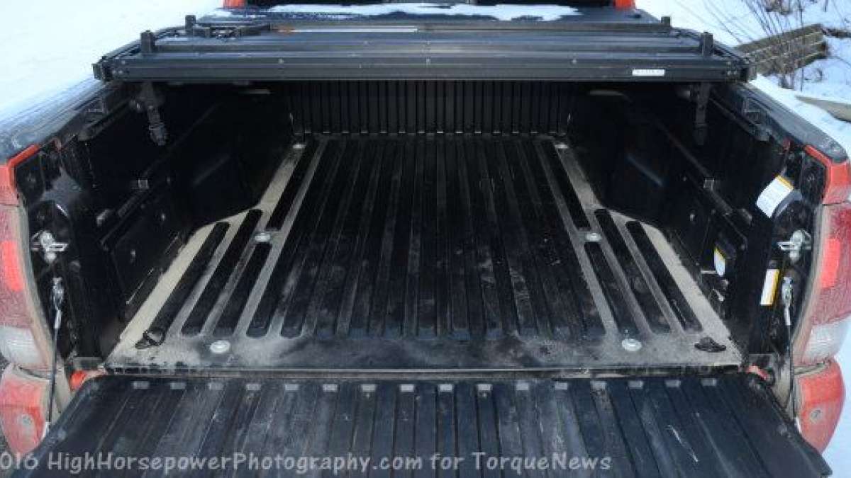 16 tacoma bed