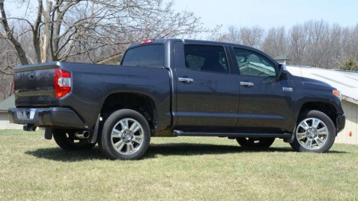 tundra low rear