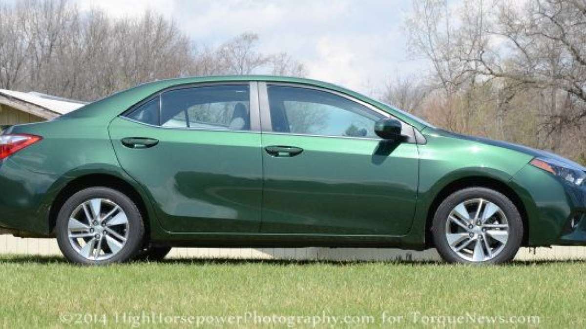 corolla side