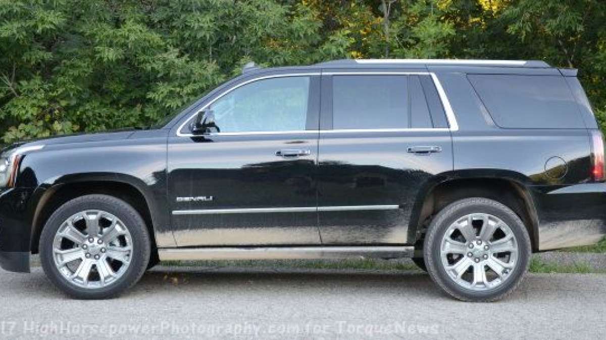 16 yukon denali side