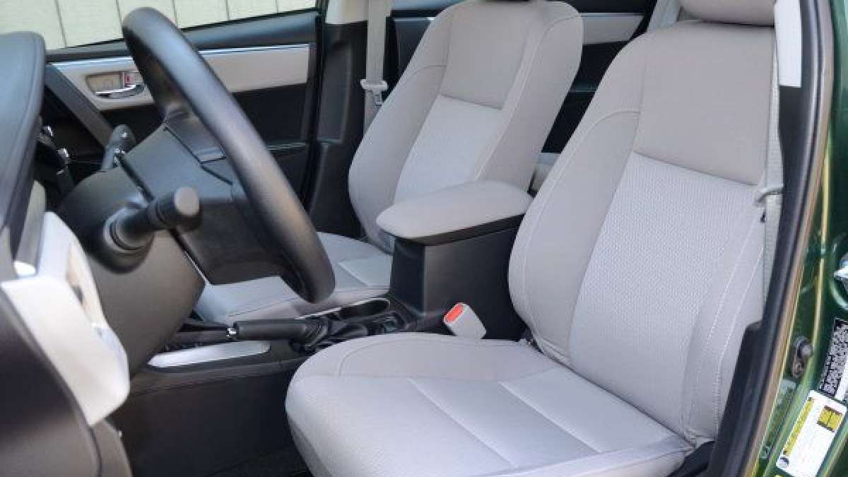 corolla front seats