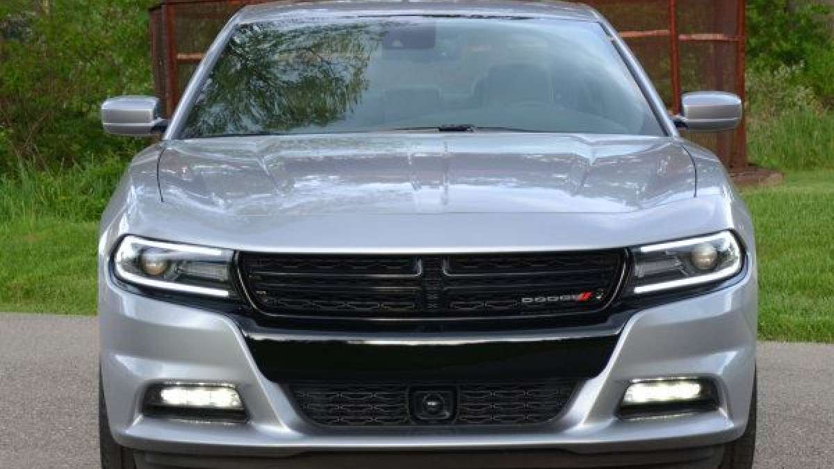 15 charger rt front
