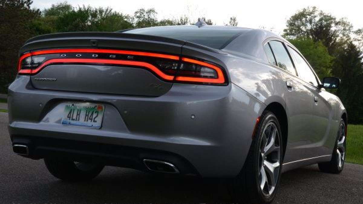 15 charger rt rear dark