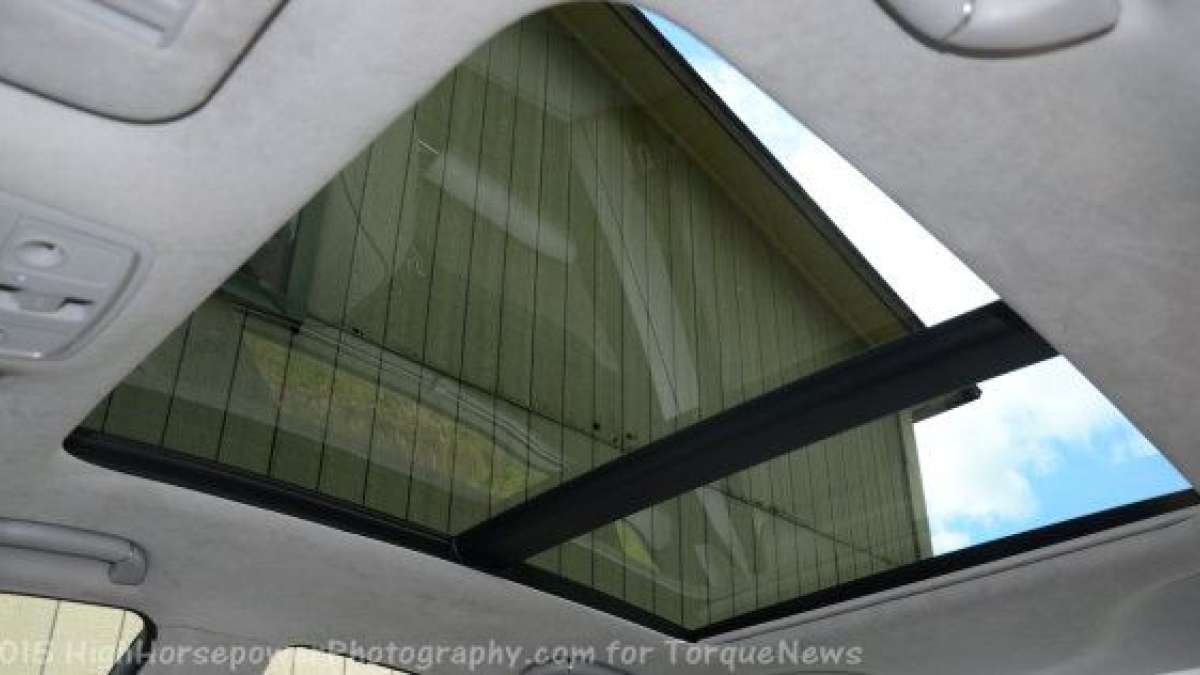 k900 glass roof