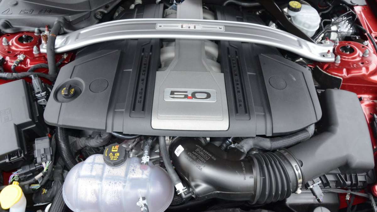 Mustang GT Engine