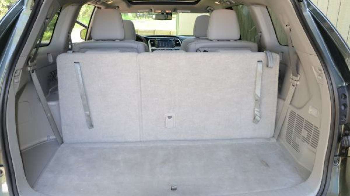 14 highlander rear storage