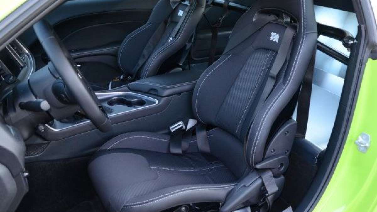 challenger ta concept interior