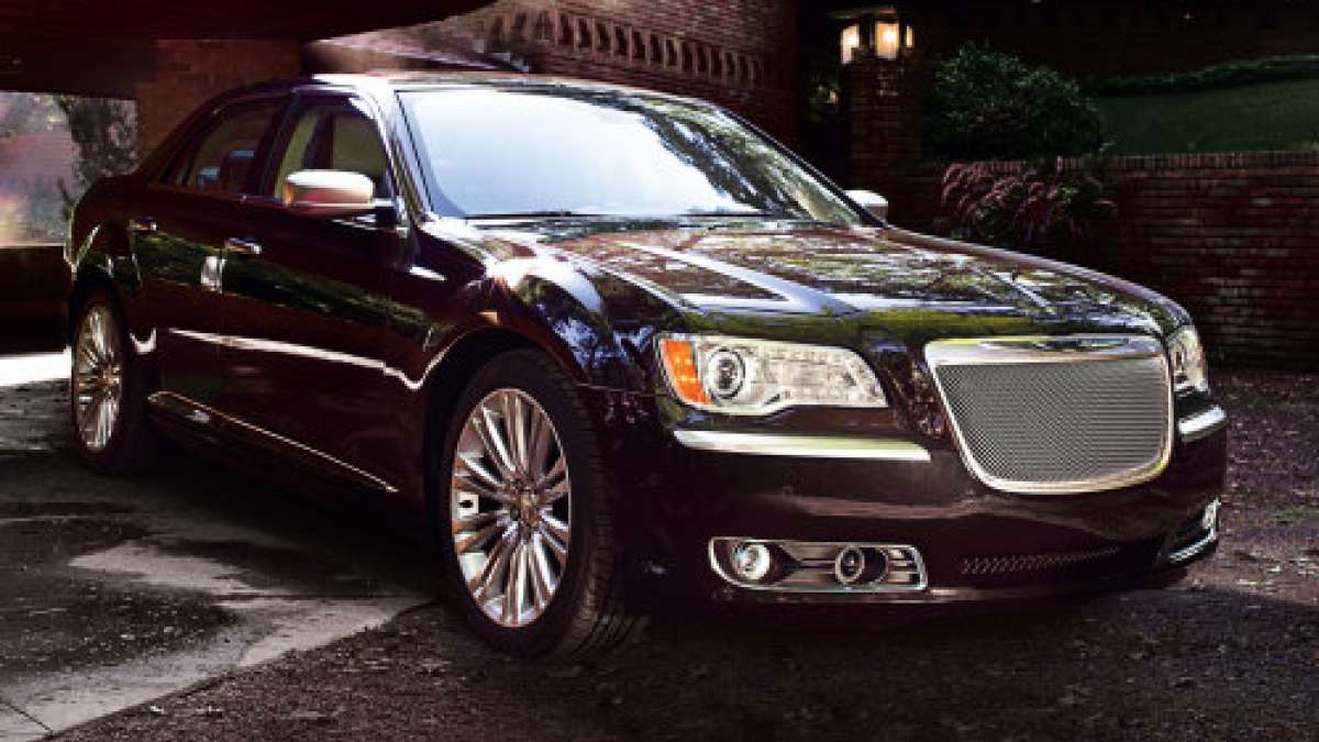The 2012 Chrysler 300 Luxury Series