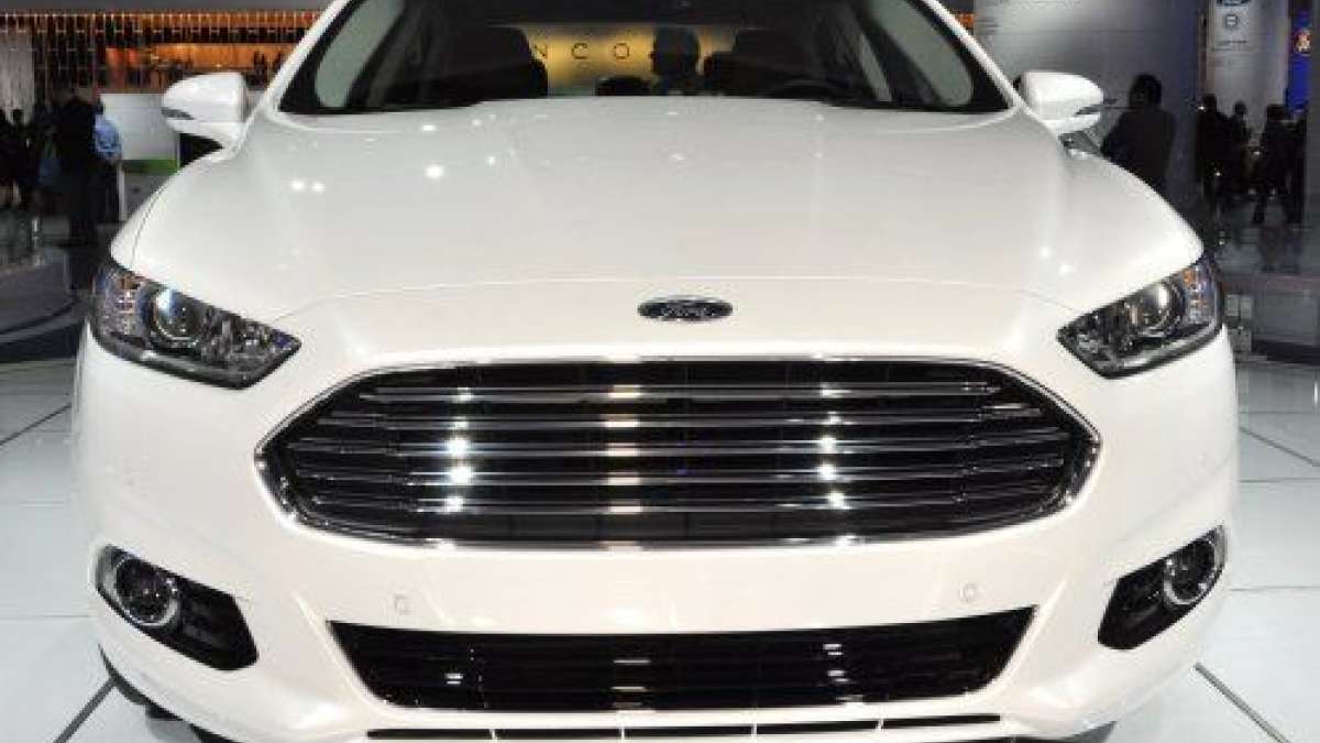 The front end of the 2013 Ford Fusion