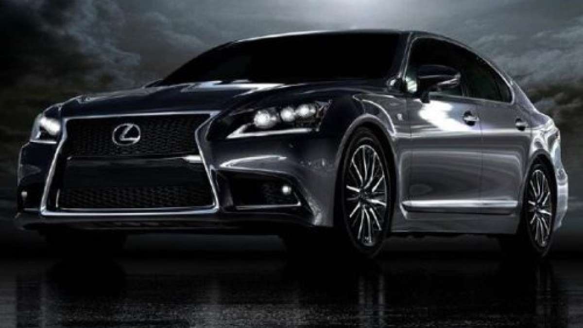 The 2013 Lexus LS 460 F Sport