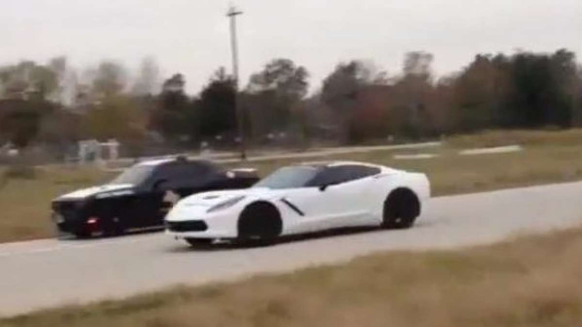 Hennessey Corvette in action