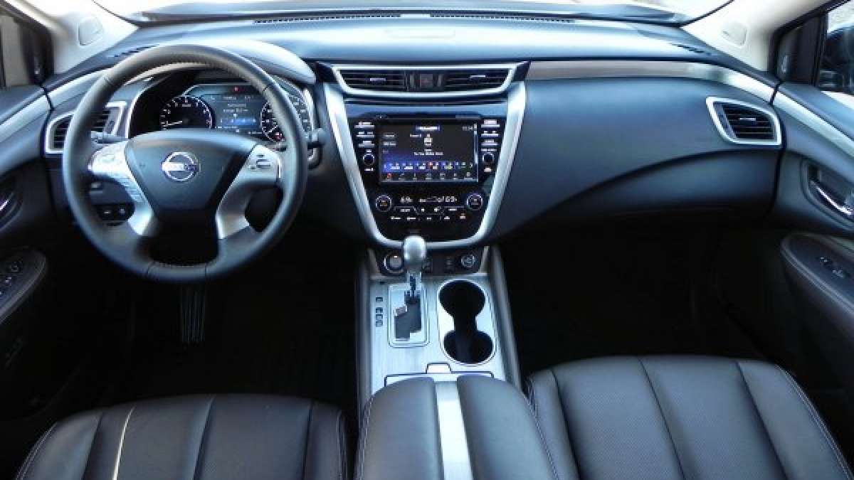 2015 Nissan Murano interior