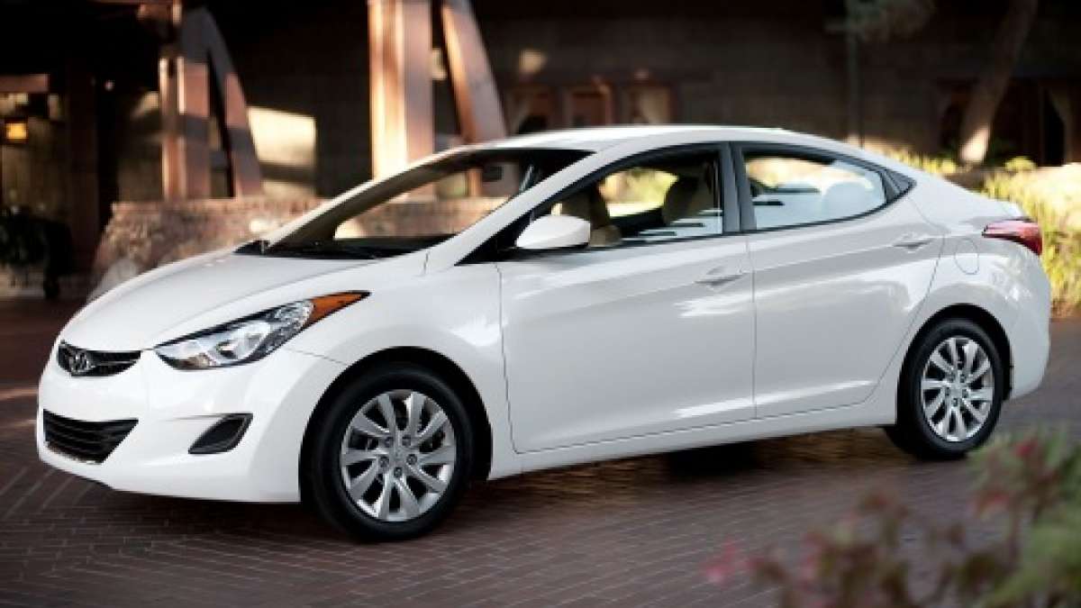 Hyundai Elantra airbag recall