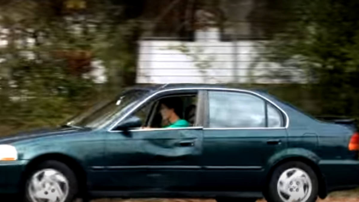 The experts list on safe cars for teens.