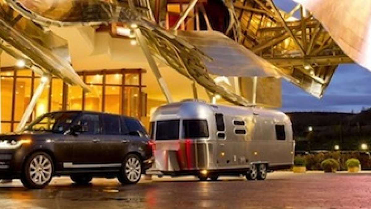 2013 Range Rover and Airstream trailer