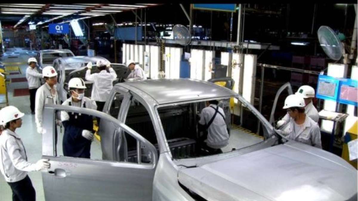 Chevrolet Colorado Body-in-White at GM Thailand