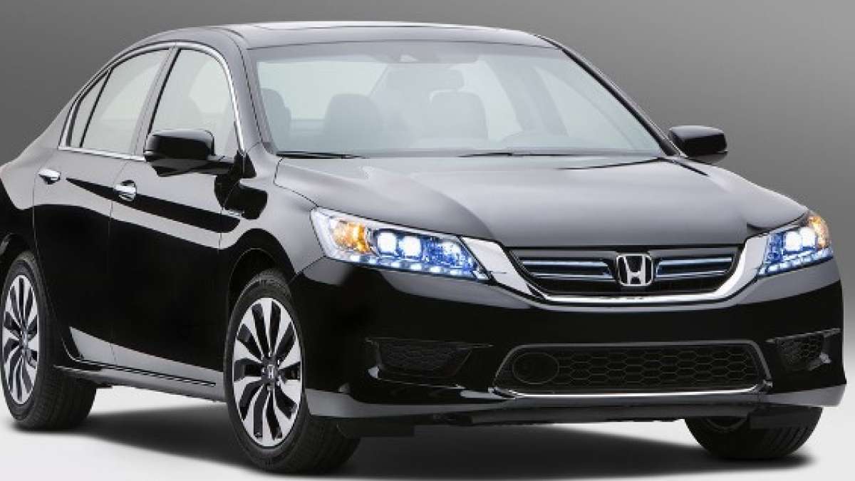 2015_Honda_Accord_Hybrid_Black
