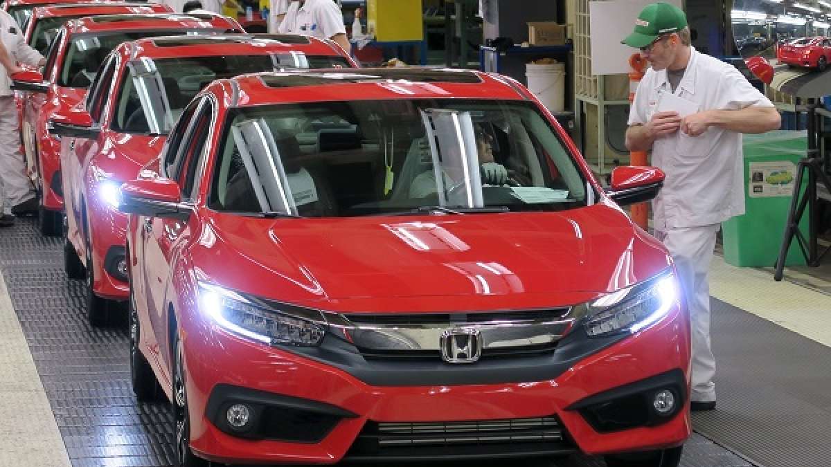 2016_Honda_Civic_Canada