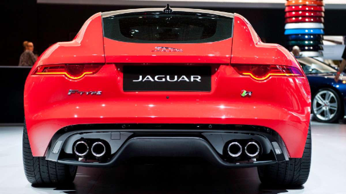 2015 Jaguar F-Type R Coupe