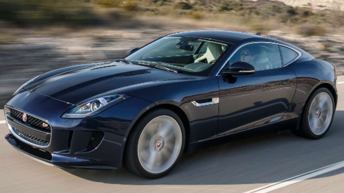 Jaguar F-Type in Blue