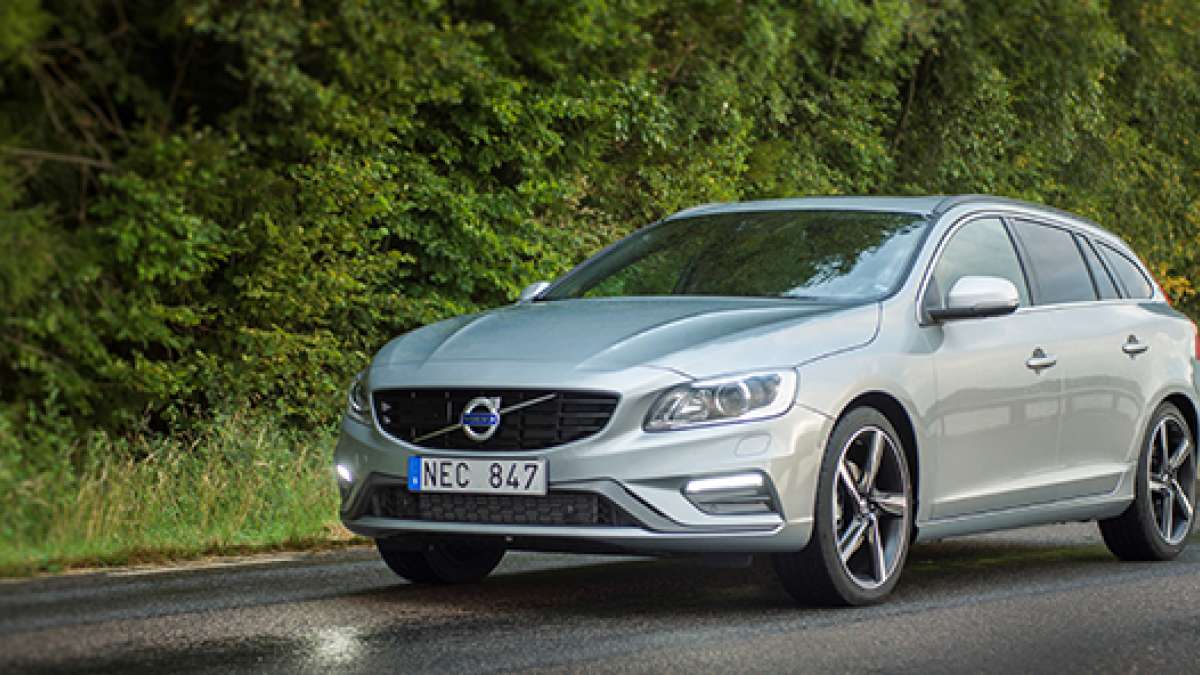 2016 Volvo V60 R-Design, Volvo, V60 R-Design, V60, Volvo V60