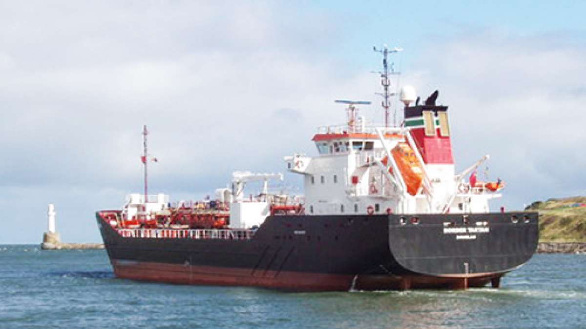 Tanker Border Tartan leaves Aberdeen. Image from Wikimedia commons. 