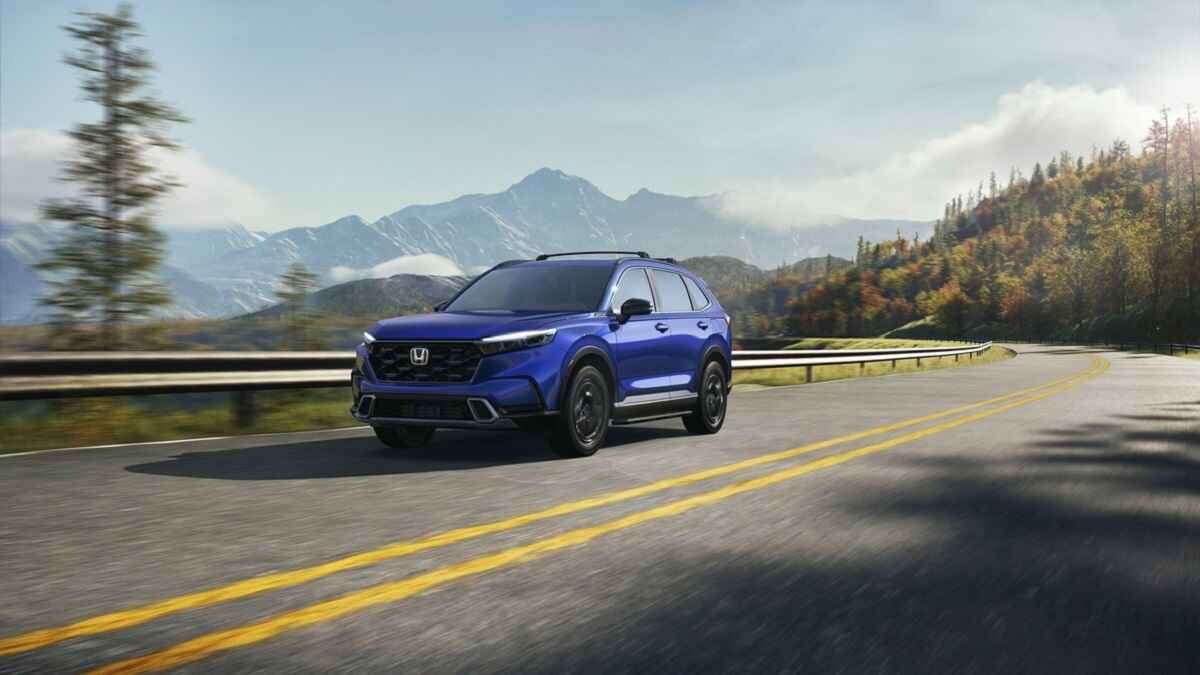 2023 Honda CR-V Sport touring image courtesy of Honda