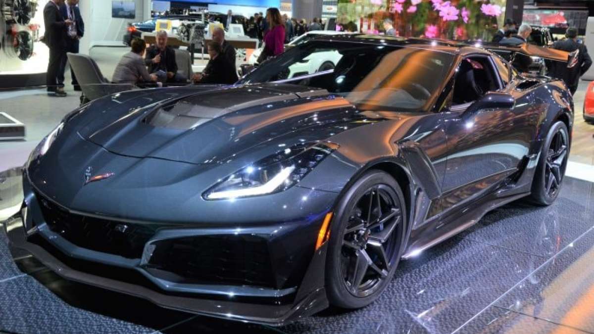 2019 Corvette ZR1 Side