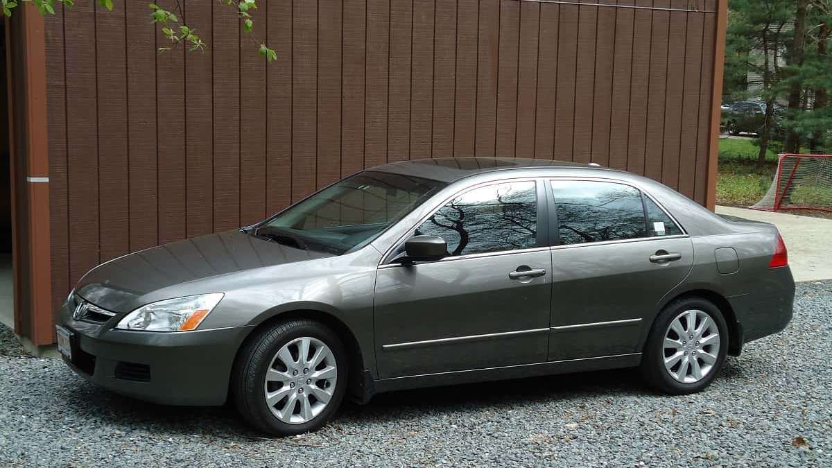 Real-world maintenance and repair costs of a Honda Accord. 
