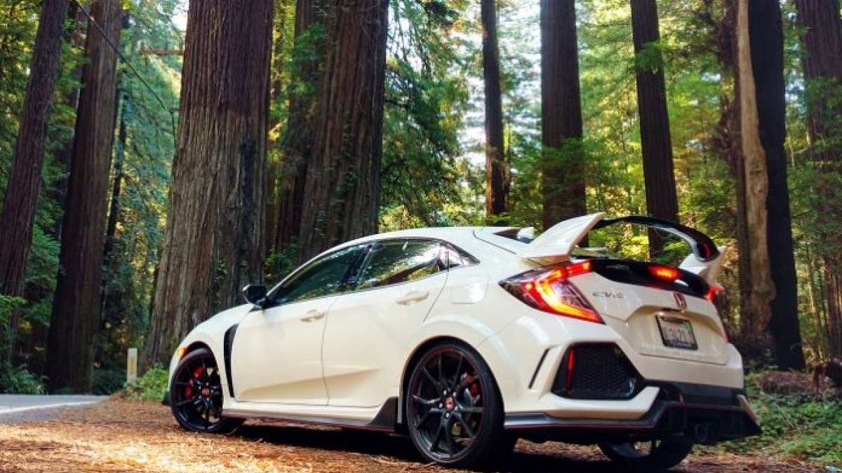 2017_Honda_Civic_Type_R_McCants