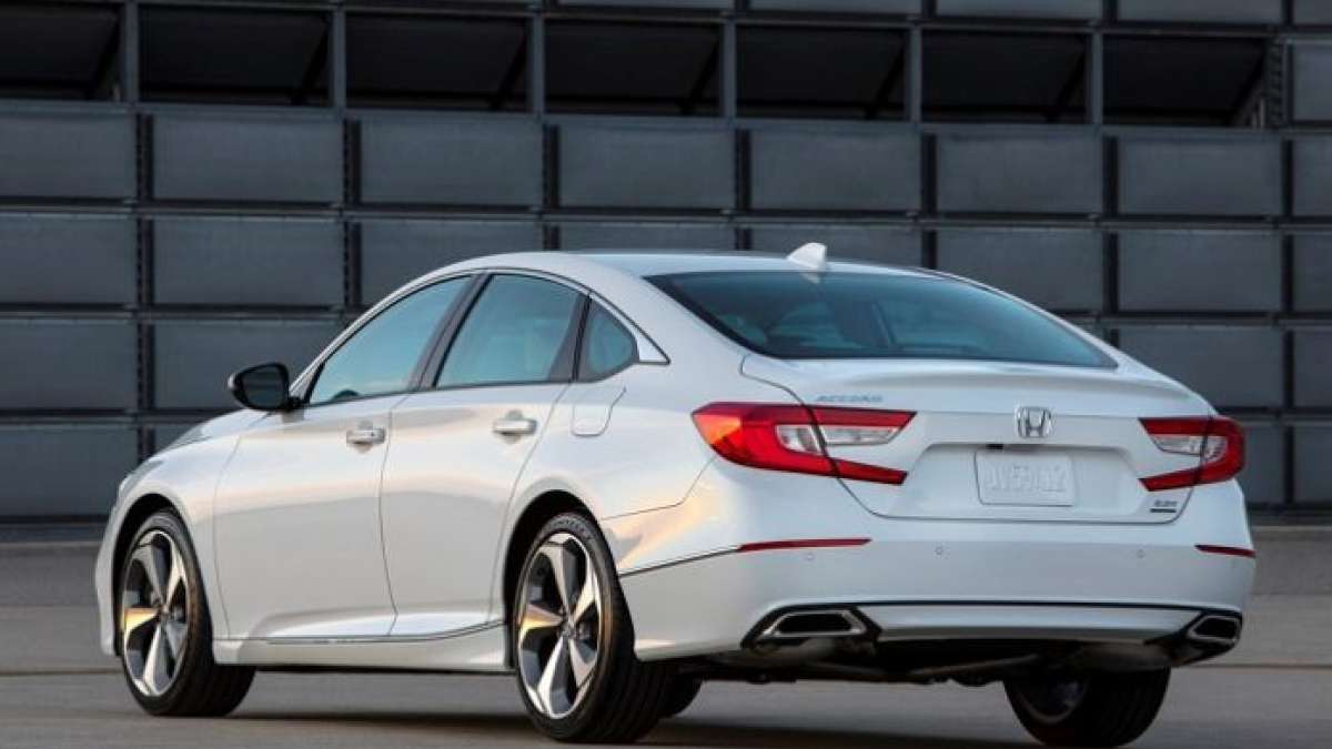 2018_Honda_Accord_Touring