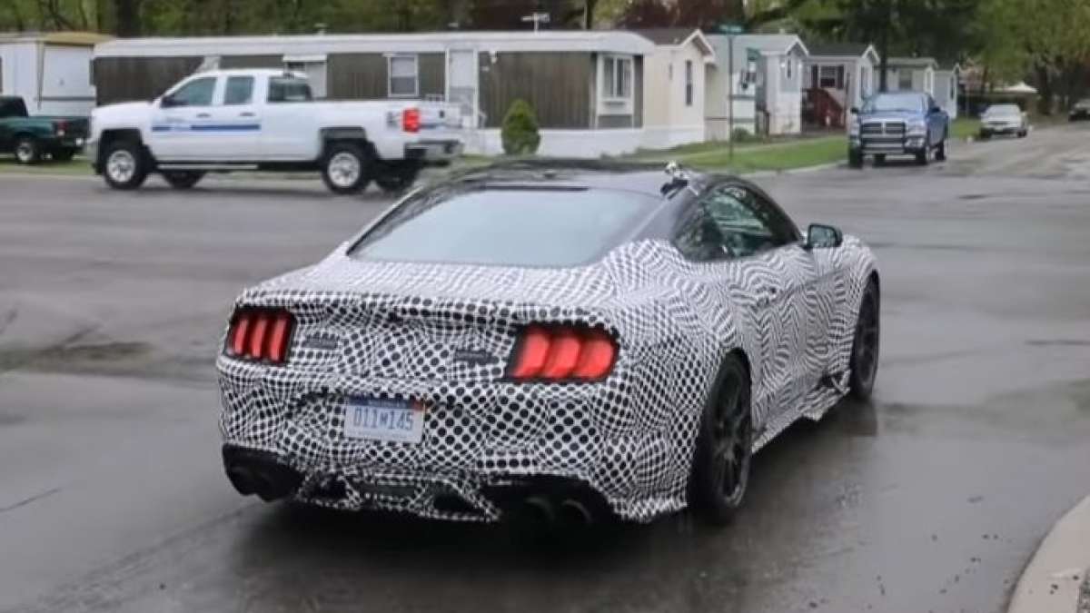 2019 Ford Mustang Shelby GT500 Spy Video Auto Trans