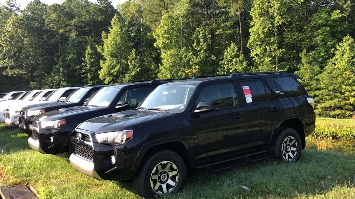 2019 Toyota 4Runner TRD Off-Road Midnight Black Metallic