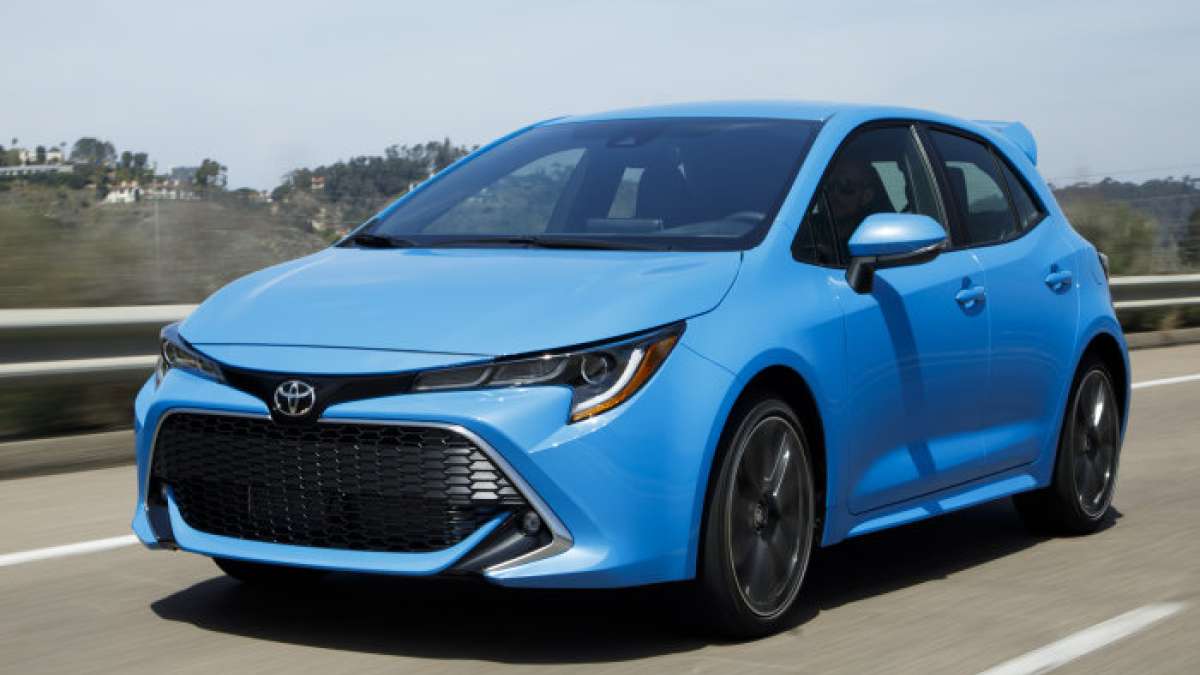 2019 Toyota Corolla XSE front