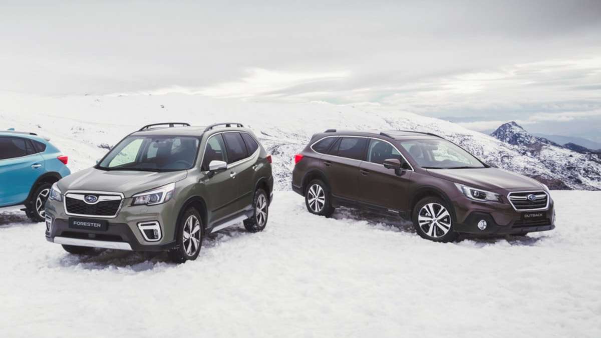 2020 Subaru Outback, 2020 Subaru Forester